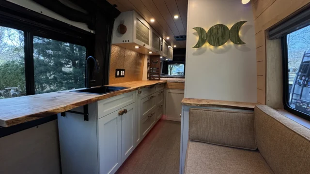 IMG_2048+(2025_06_10+00_26_56+UTC)