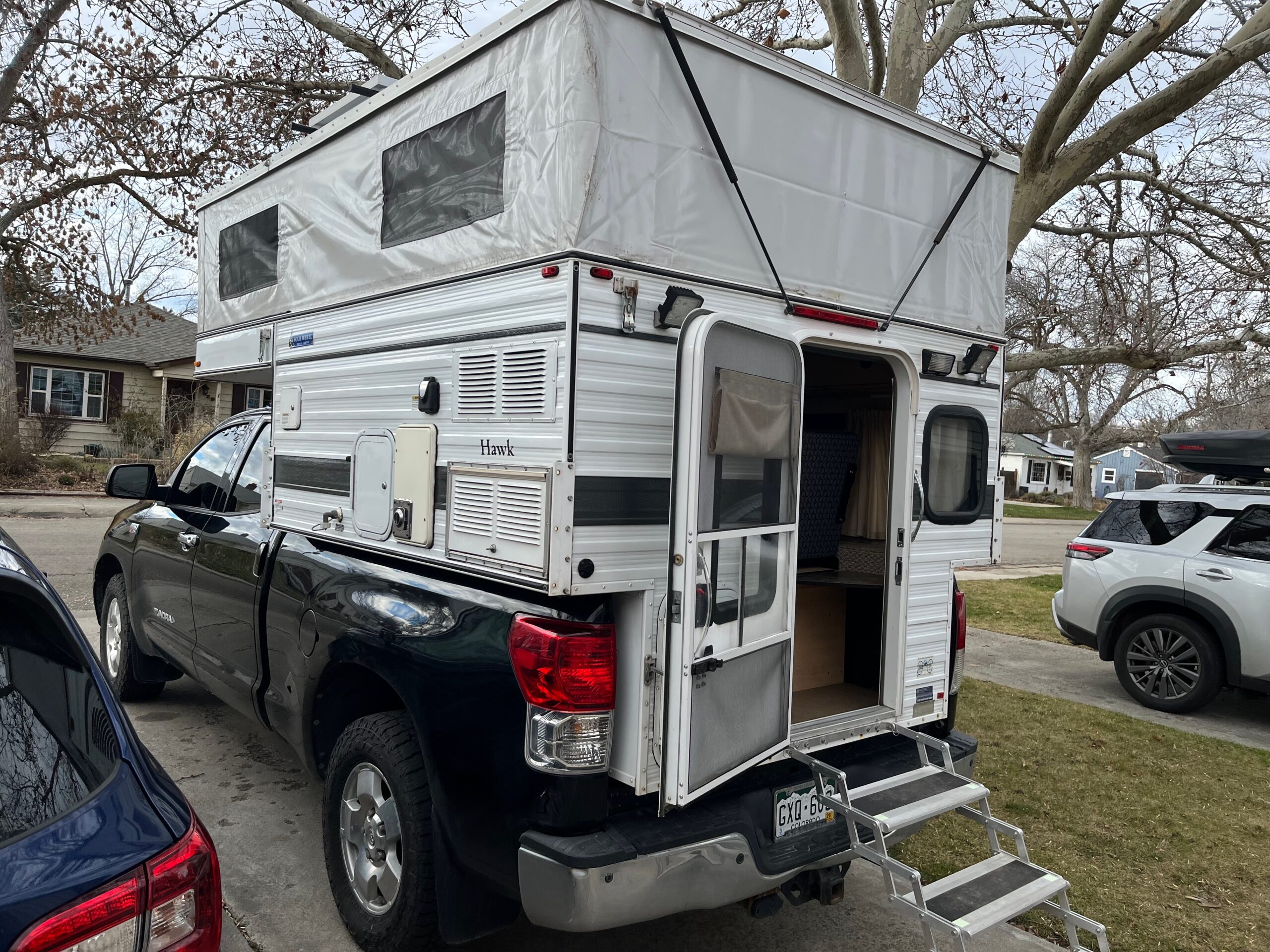 Dale Rv Side Profile 2015 Four Wheel Camper hawk – side dinette model - Camperly