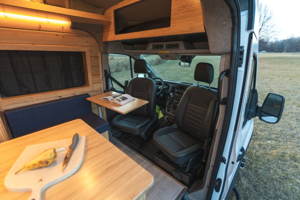 front-swivel-seats-1